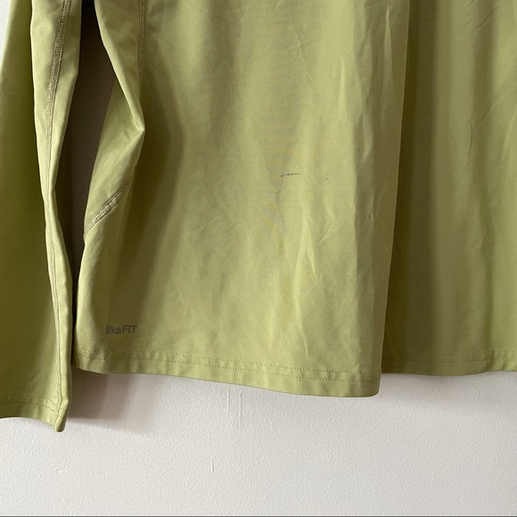 3/20$ Nike dry fit light green long sleeve athletic top - Picture 3 of 5
